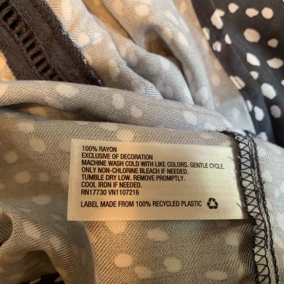 NWT Isabel Maternity by Ingrid & Isabel Blue Polka Dot Midi Tie Dress Size M - Picture 14 of 14